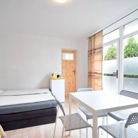 Quarto em Acomodações Particulares Alda-pokoje Goscinne Nad Morzem Dziwnów