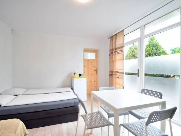 Homestay Alda-pokoje Goscinne Nad Morzem Dziwnow