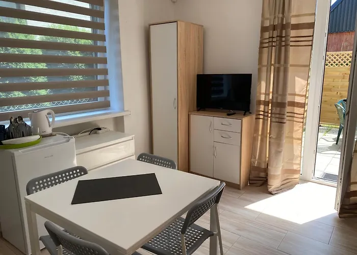 Homestay Alda-pokoje Goscinne Nad Morzem Dziwnow